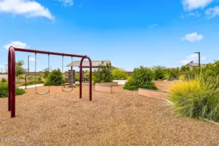 17416 W Saguaro Vis Dr, Surprise, AZ 85387 - Photo 11