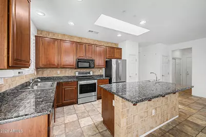 15573 W Las Verdes Way, Surprise, AZ 85374 - Photo 13