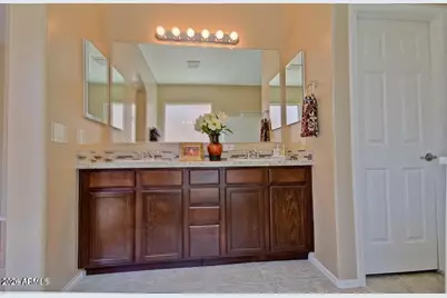 3860 S Ashley Drive, Chandler, AZ 85286 - Photo 5