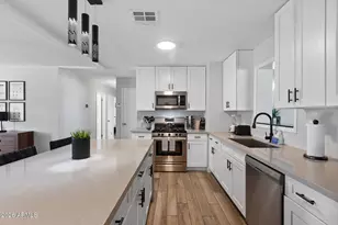 726 W 19th St, Tempe, AZ 85281 - Photo 13