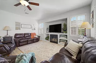 6310 S White Pl, Chandler, AZ 85249 - Photo 7