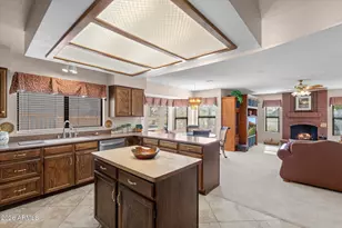 18842 N 96th Ln, Peoria, AZ 85382 - Photo 15