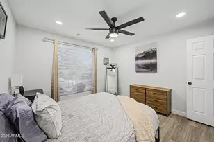 2625 E Indian School Rd, Phoenix, AZ 85016 - Photo 17
