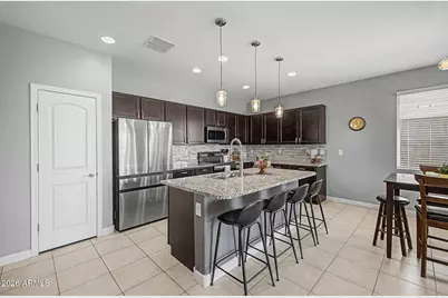 23723 W Hess Avenue, Buckeye, AZ 85326 - Photo 9