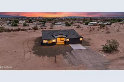 1325 S 353rd Avenue, Tonopah, AZ 85354 - Photo 25