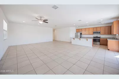 3311 W Donner Drive, Phoenix, AZ 85041 - Photo 5