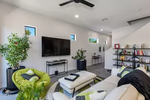 377 E Windsor Ave, Phoenix, AZ 85004 - Photo 7