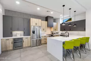 377 E Windsor Ave, Phoenix, AZ 85004 - Photo 3