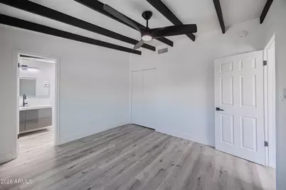 1346 E Almeria Road, Phoenix, AZ 85006 - Photo 13