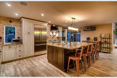 6521 E Beverly Lane, Scottsdale, AZ 85254 - Photo 9