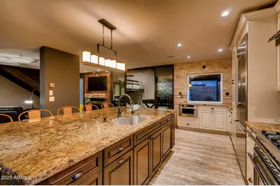 6521 E Beverly Lane, Scottsdale, AZ 85254 - Photo 11