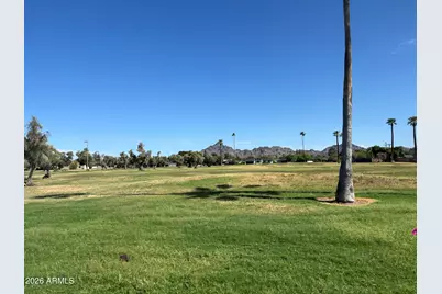 3033 E Devonshire Avenue #2017, Phoenix, AZ 85016 - Photo 5