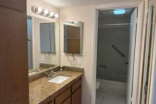 3033 E Devonshire Ave, Phoenix, AZ 85016 - Photo 11