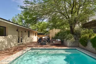 4035 E McDonald Dr, Phoenix, AZ 85018 - Photo 29