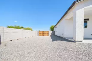 32112 N Palo Verde St, Wittmann, AZ 85361 - Photo 25