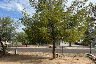 20519 E Emerald Dr, Black Canyon City, AZ 85324 - Photo 17