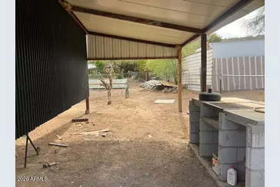 20519 E Emerald Drive, Black Canyon City, AZ 85324 - Photo 13