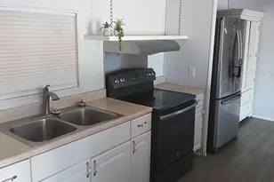20519 E Emerald Dr, Black Canyon City, AZ 85324 - Photo 3