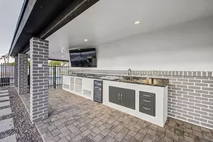 1040 W Encinas St, Gilbert, AZ 85233 - Photo 49