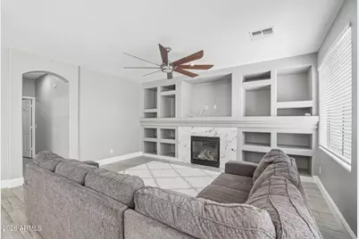 43578 W Cydnee Drive, Maricopa, AZ 85138 - Photo 9