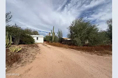 315 N Dewey Street, Apache Junction, AZ 85120 - Photo 1