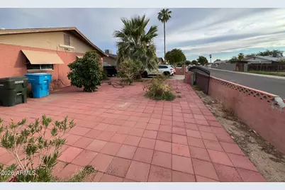 3053 N 53rd Drive, Phoenix, AZ 85031 - Photo 5