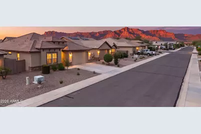12106 E Chiricahua Place, Gold Canyon, AZ 85118 - Photo 5