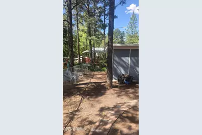 981 N 44th Circle, Show Low, AZ 85901 - Photo 11