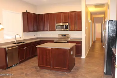 7461 W Lariat Lane, Peoria, AZ 85383 - Photo 3