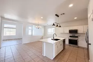 45370 W Paitilla Ln, Maricopa, AZ 85139 - Photo 9