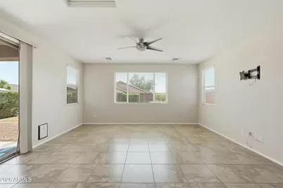 18393 W Bridger Street, Surprise, AZ 85388 - Photo 7
