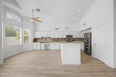 1741 W Thunderhill Drive, Phoenix, AZ 85045 - Photo 19