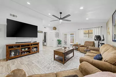 1048 W Heather Drive, Mesa, AZ 85201 - Photo 7