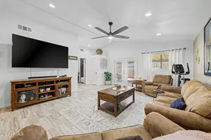 1048 W Heather Dr, Mesa, AZ 85201 - Photo 7