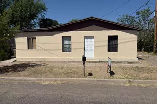 662 E Ave, Douglas, AZ 85607 - Photo 1