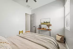 22469 N 96th Dr, Peoria, AZ 85383 - Photo 33