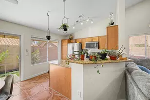 13425 N 92nd Pl, Scottsdale, AZ 85260 - Photo 9