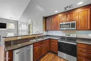 5626 S 21st Pl, Phoenix, AZ 85040 - Photo 17