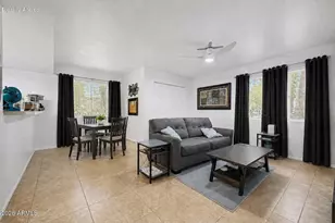 8847 North 8th St, Phoenix, AZ 85020 - Photo 5