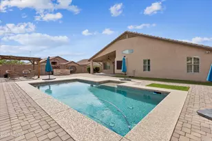 41740 W Parkhill Ct, Maricopa, AZ 85138 - Photo 33