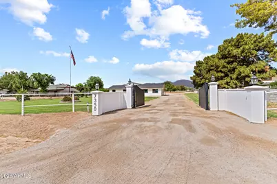 7350 N 185th Avenue, Waddell, AZ 85355 - Photo 3