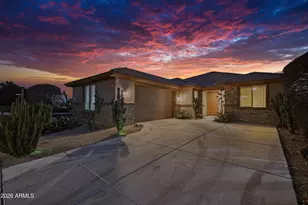 15869 W Mauna Loa Ln, Surprise, AZ 85379 - Photo 3