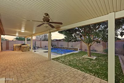 15869 W Mauna Loa Lane, Surprise, AZ 85379 - Photo 55