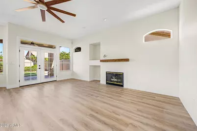 191 N Acacia Drive, Gilbert, AZ 85233 - Photo 9