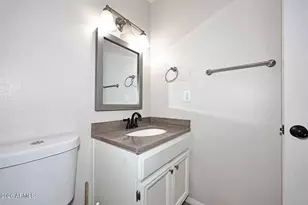 812 E Eugie Ave, Phoenix, AZ 85022 - Photo 23