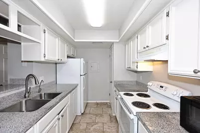 812 E Eugie Avenue, Phoenix, AZ 85022 - Photo 11