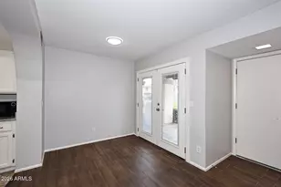 812 E Eugie Ave, Phoenix, AZ 85022 - Photo 9