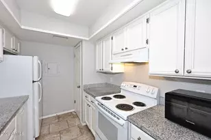 812 E Eugie Ave, Phoenix, AZ 85022 - Photo 13