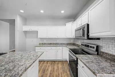 6520 W Range Mule Drive, Phoenix, AZ 85083 - Photo 15