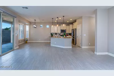 18131 W Redwood Lane, Goodyear, AZ 85338 - Photo 45
